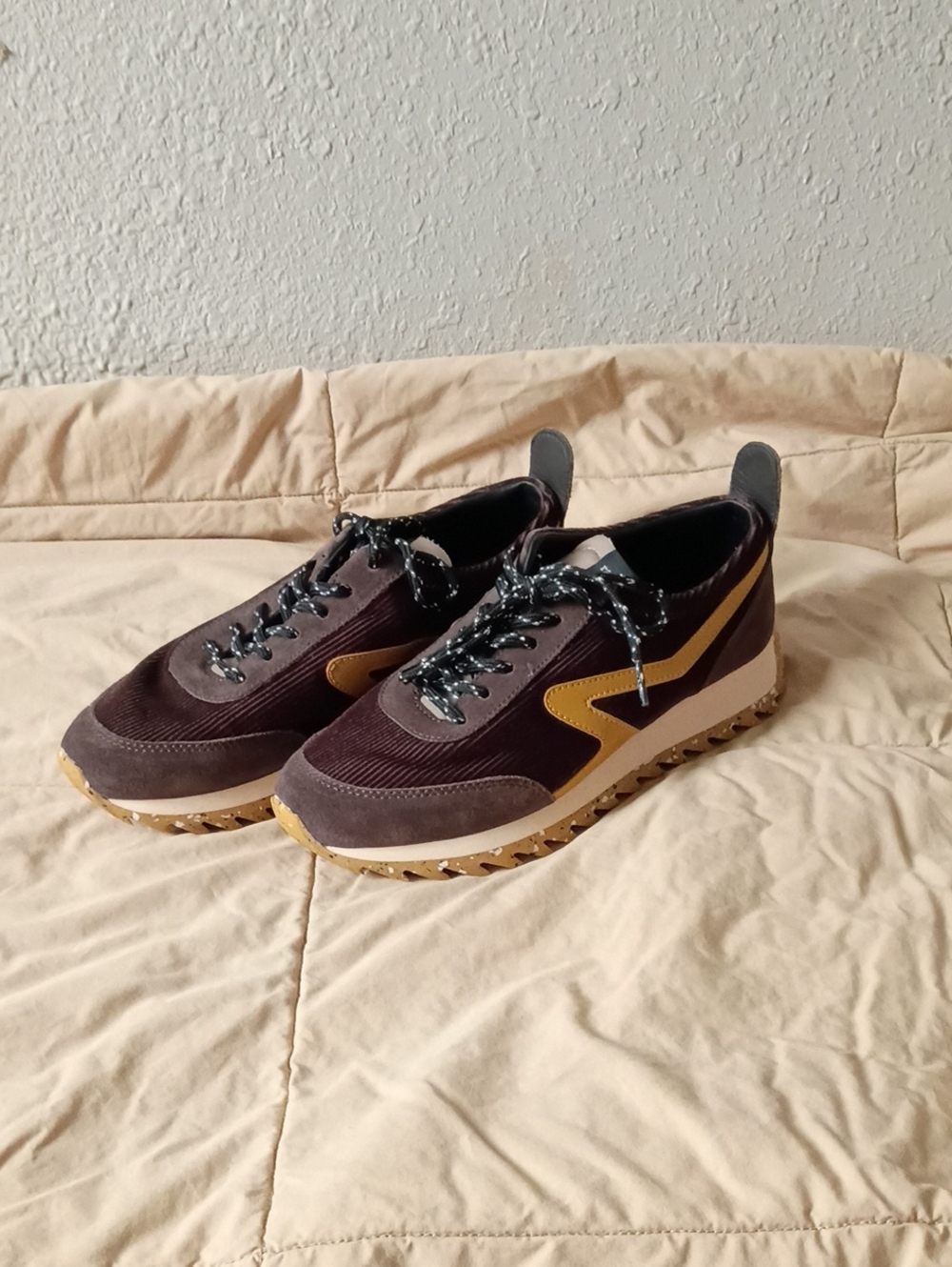 Rag & Bone Womens EU 38 US 9 Retro Runner Sneaker deep brown yellow